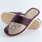 Kapcie damskie z kwiatowym zdobieniem Naturfeet PKC5PU beżowo-bordowe