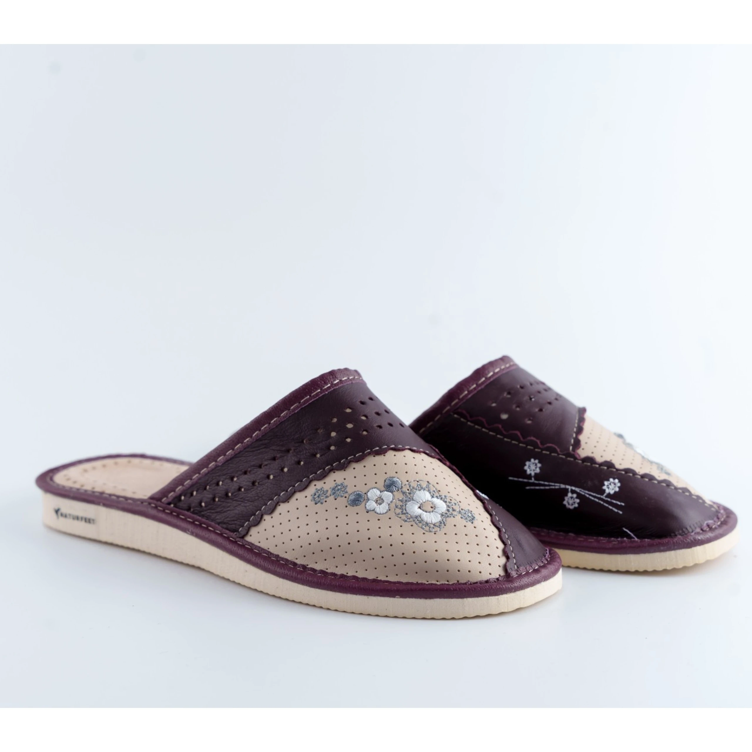 Kapcie damskie z kwiatowym zdobieniem Naturfeet PKC5PU beżowo-bordowe - zdjecie 3