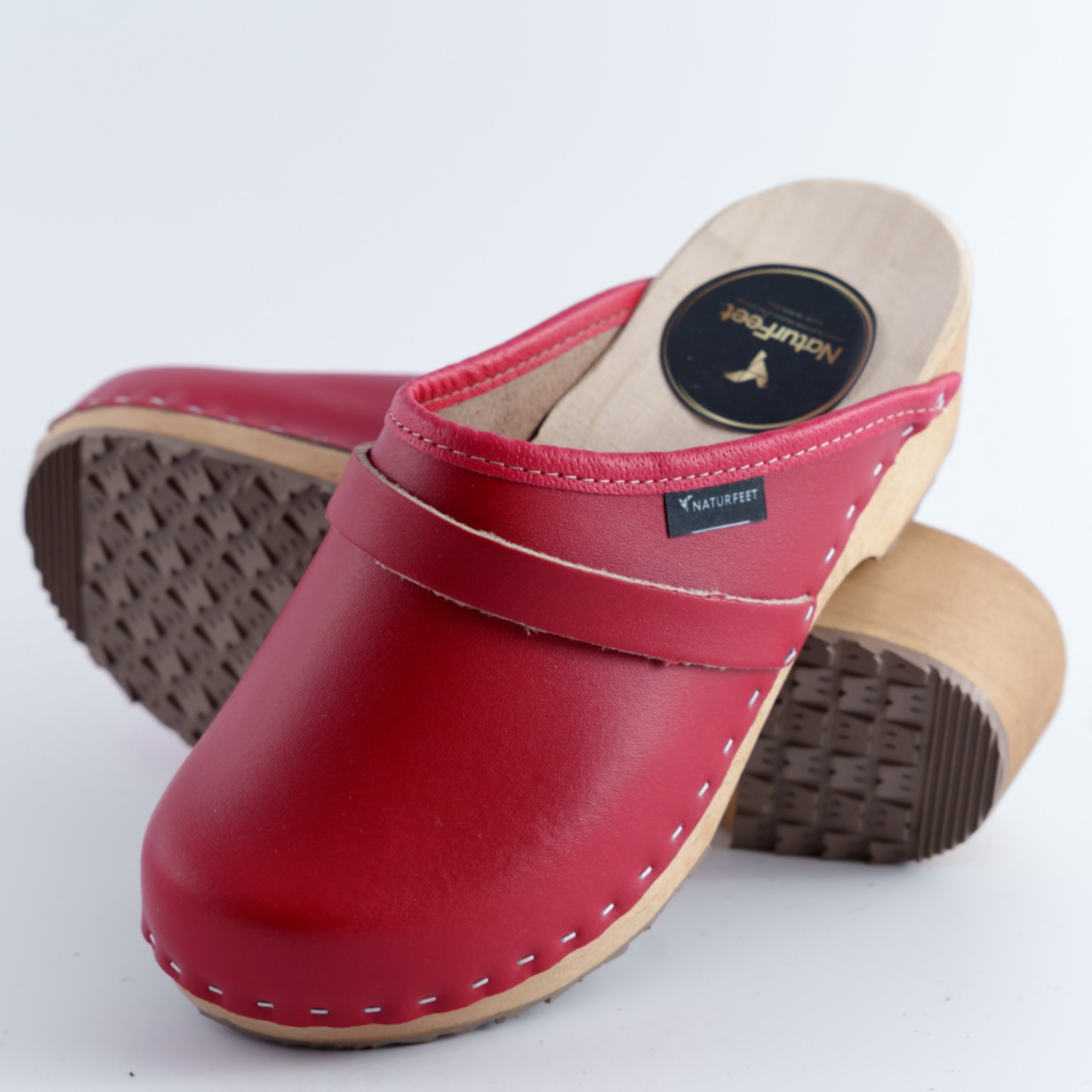 Chodaki damskie na drewnianym obcasie Naturfeet DKC2RE czerwone