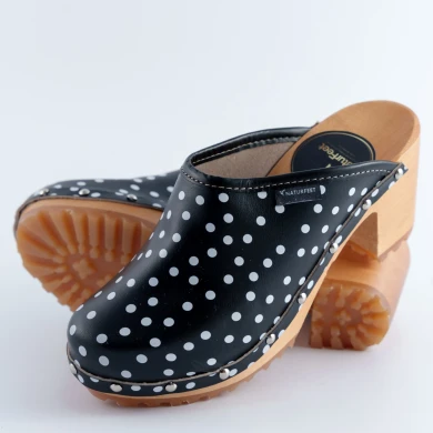 Drewniaki damskie na obcasie w groszki Naturfeet DH7BL czarne