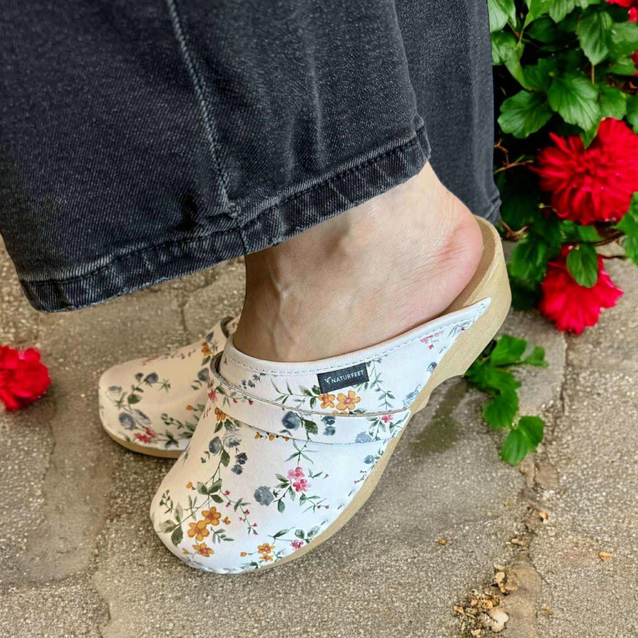 Drewniaki damskie Naturfeet DKC5WH białe - zdjecie 3