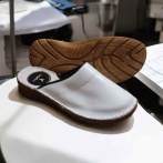 Klapki i sandały damskie Naturfeet KKC1WH białe - zdjecie 7