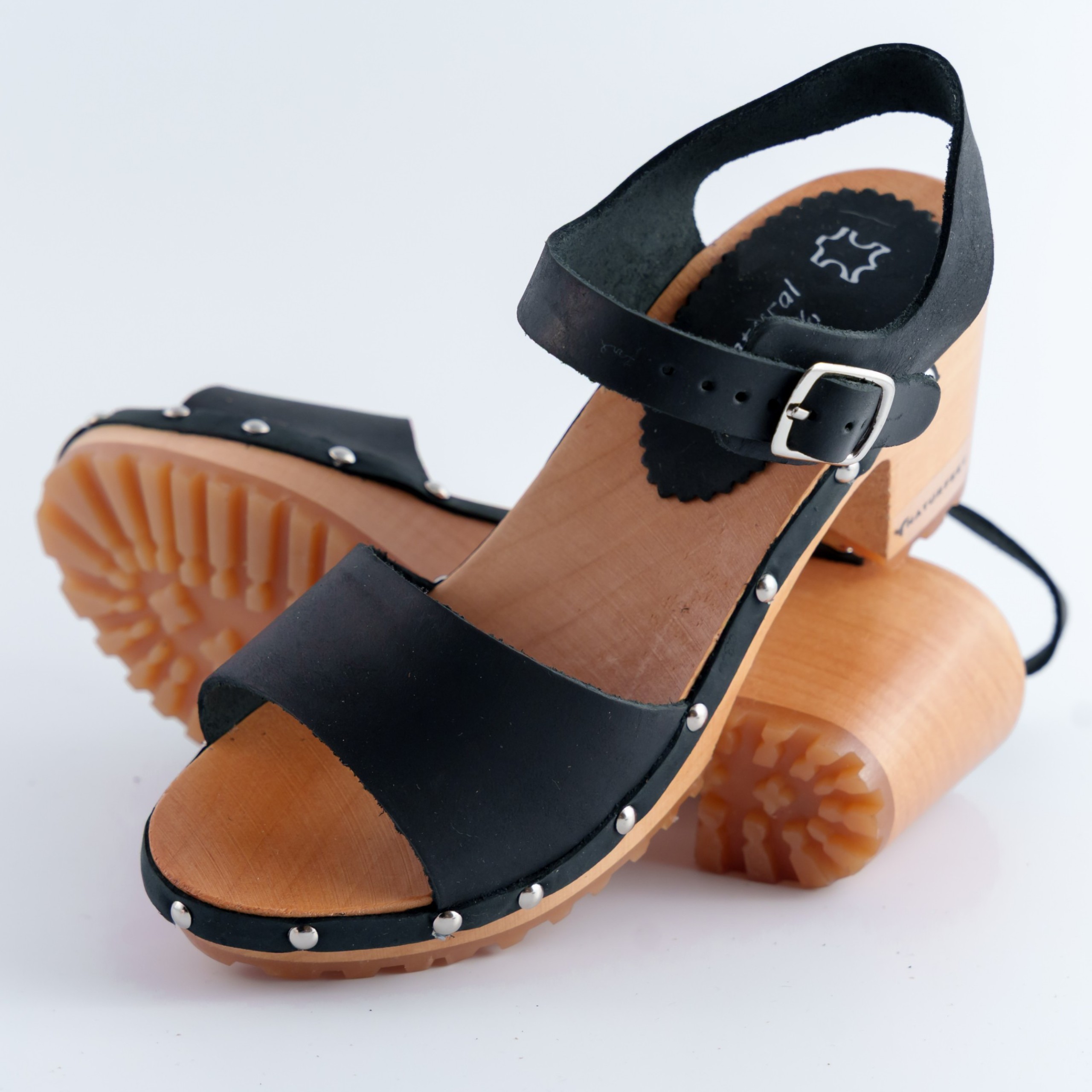 Chodaki damskie Naturfeet SKO1BL czarne