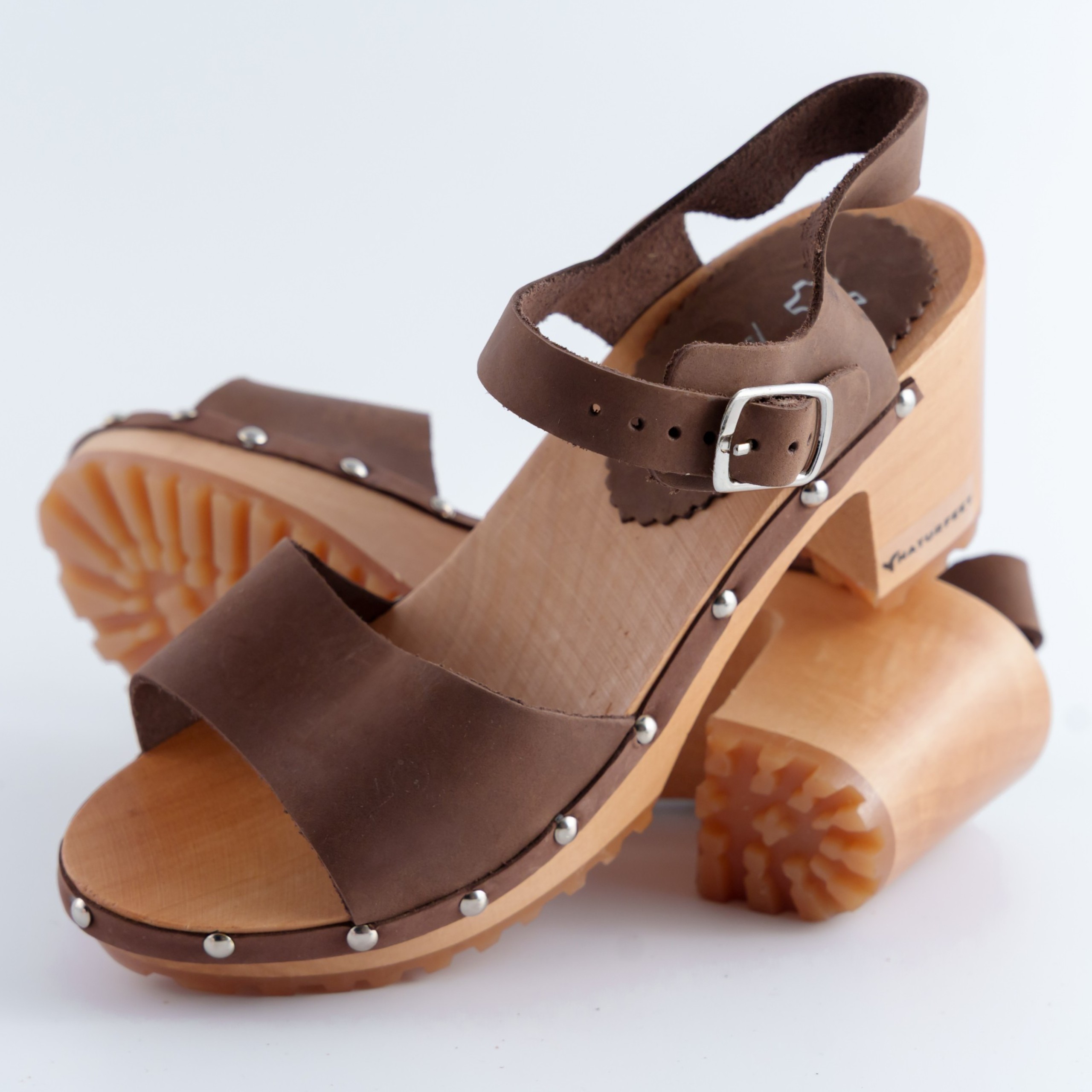 Damskie chodaki z paskiem Naturfeet SKO1BR