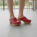 Drewniaki damskie na obcasie Naturfeet DH2RE czerwone - zdjecie 5