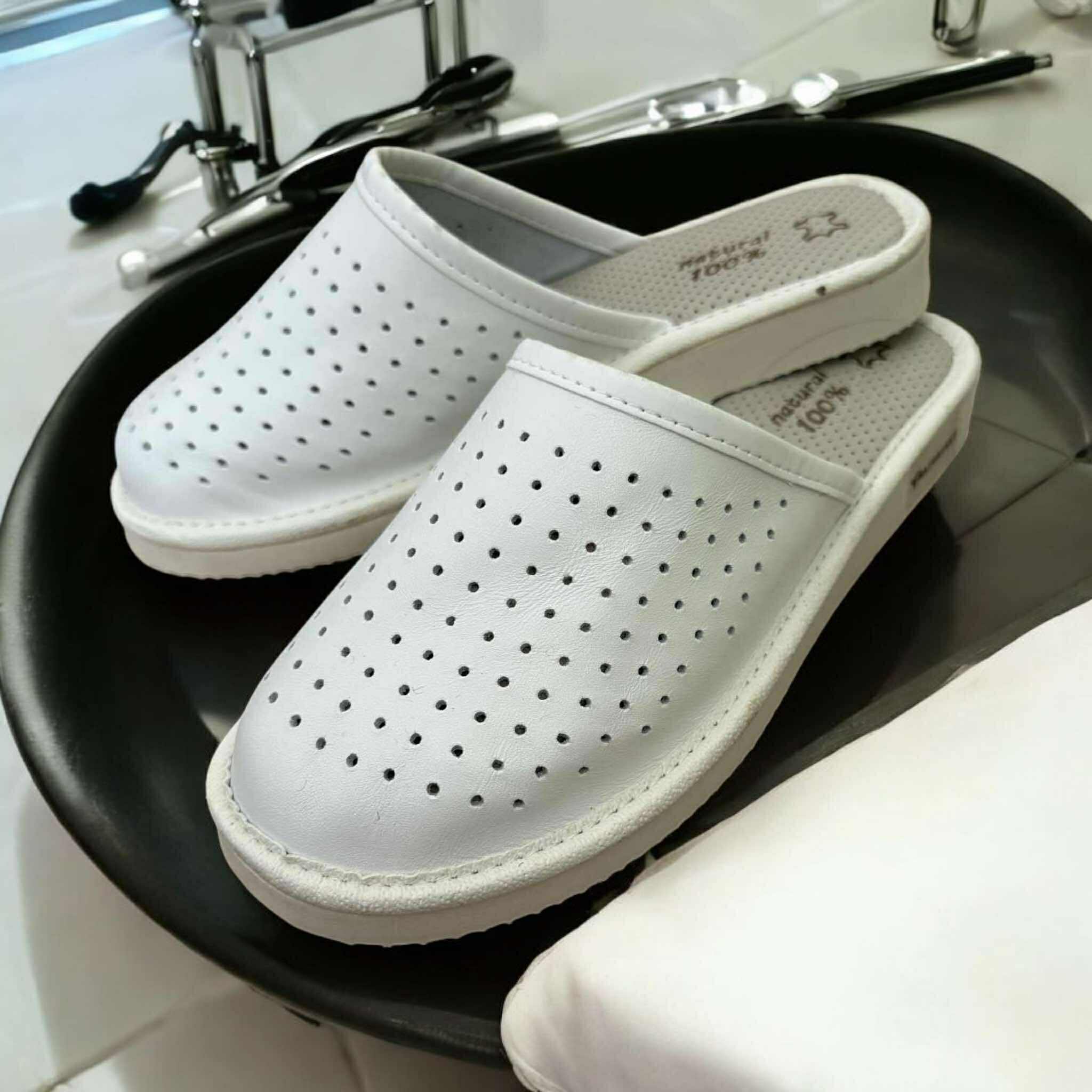 Klapki medyczne z perforacją Naturfeet MPK2WH białe - zdjecie 4