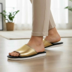 Kapcie damskie Naturfeet PKO2GO złote - zdjecie 4