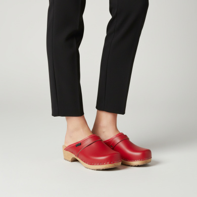 Chodaki damskie na drewnianym obcasie Naturfeet DKC2RE czerwone - zdjecie 2