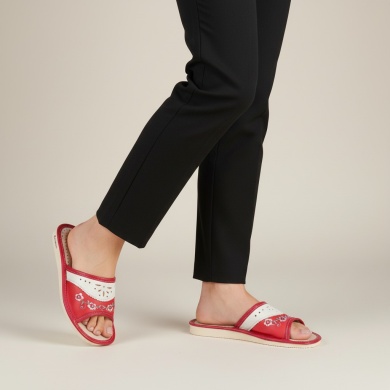 Kapcie damskie z haftem kwiatowym Naturfeet PKO5RE czerwono-kremowe - zdjecie 2