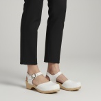 Sandały chodaki skórzane białe na drewnie olchowym klapki Naturfeet SK2WH - zdjecie 2