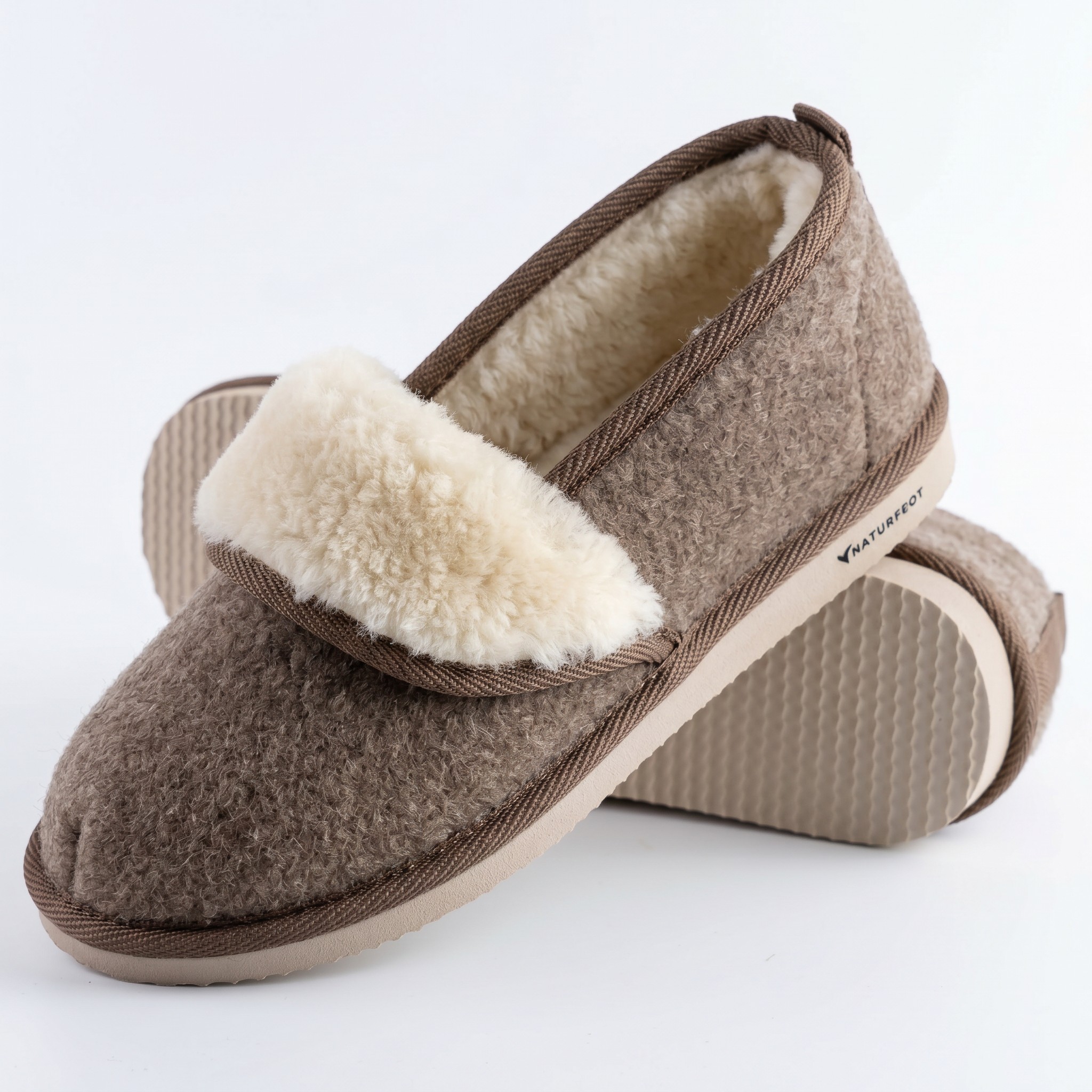 Kapcie z filcu Naturfeet PBK2BR brązowe