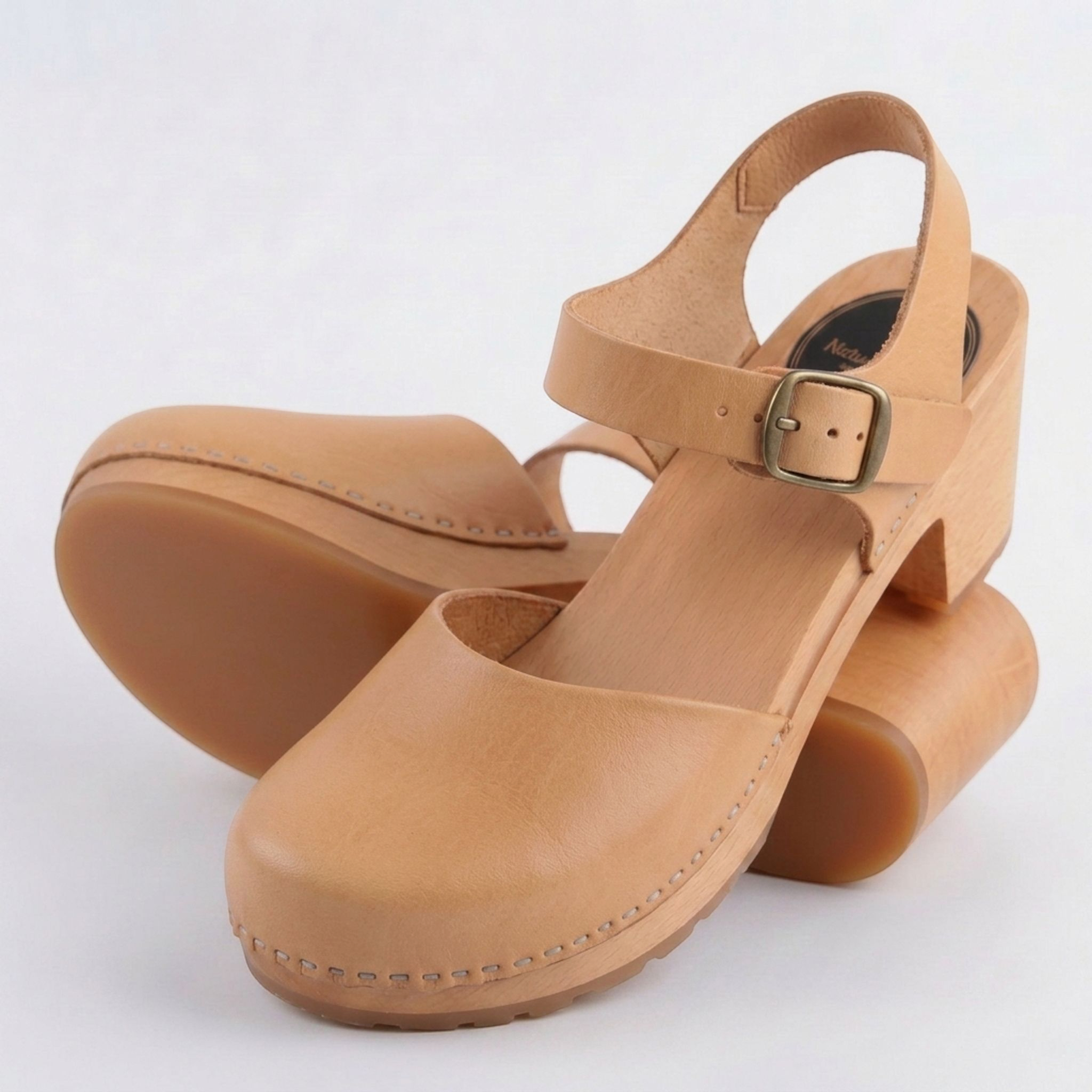 Naturfeet - Drewniane sandały damskie SKC2CR ze skóry naturalnej | czerwone chodaki | wysoki obcas | drewno olchowe